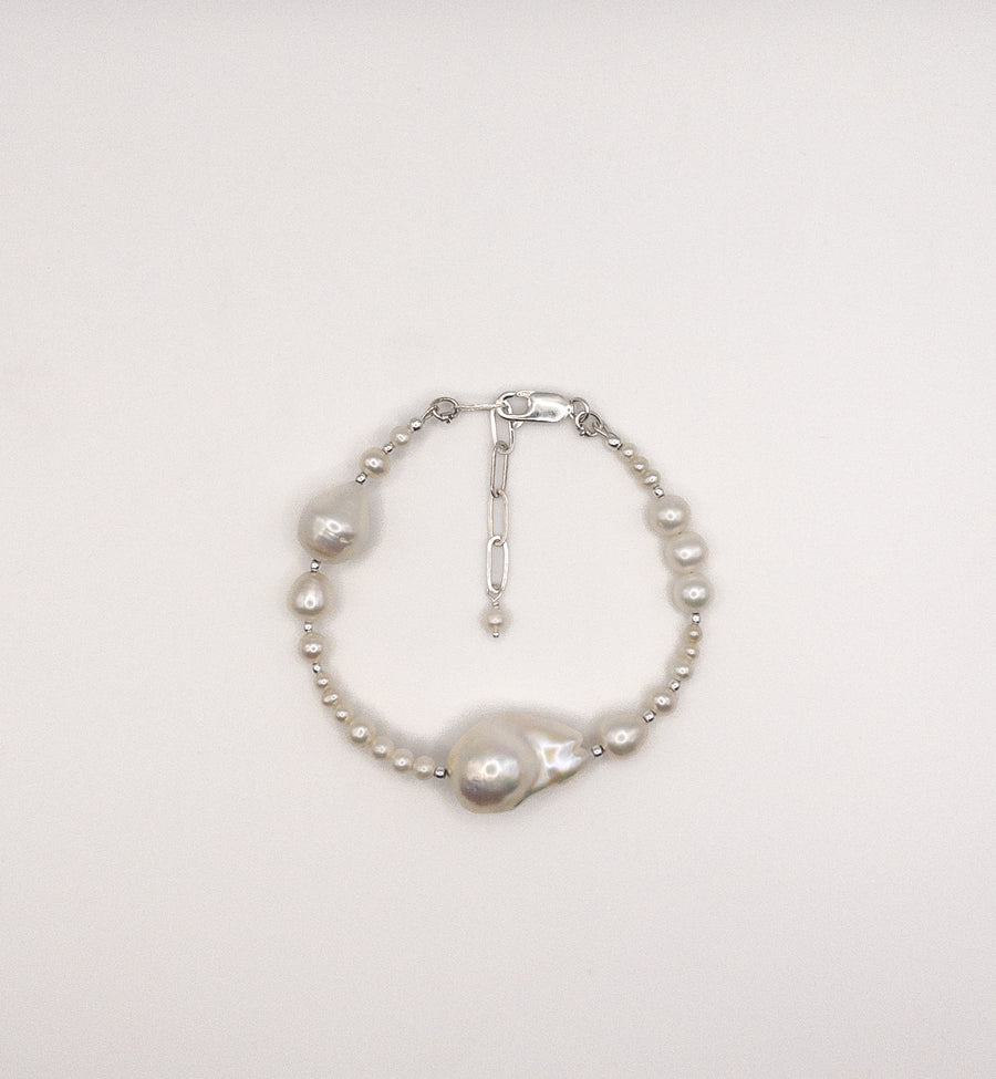 pearl girl bracelet #1